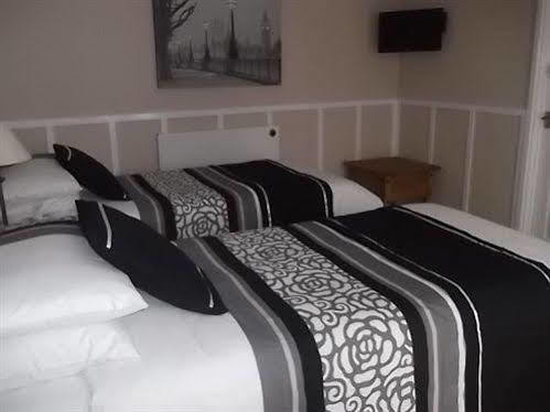 Edwardian House Bed And Breakfast Redcar Exterior photo