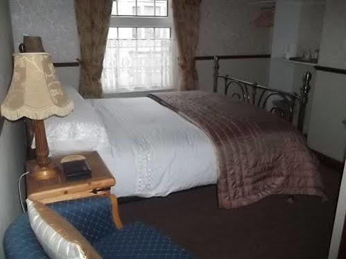 Edwardian House Bed And Breakfast Redcar Exterior photo