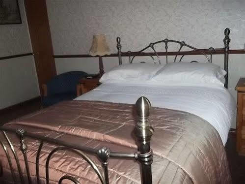 Edwardian House Bed And Breakfast Redcar Exterior photo